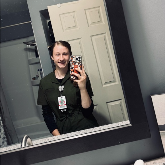 Meet your Posher, Abby - Picture 14 of 16